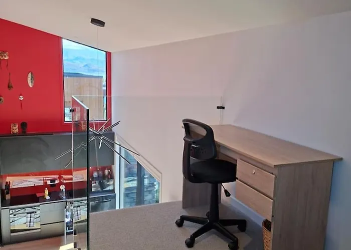 Modern Escape With Mezzanine Loft *